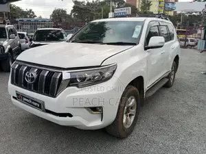 Toyota Land Cruiser Prado 2011 White