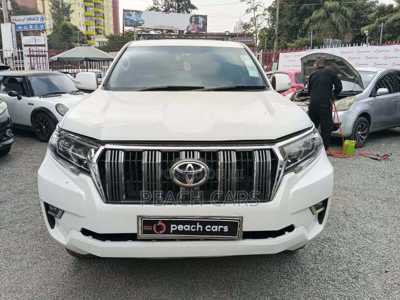 Toyota Land Cruiser Prado 2011 White