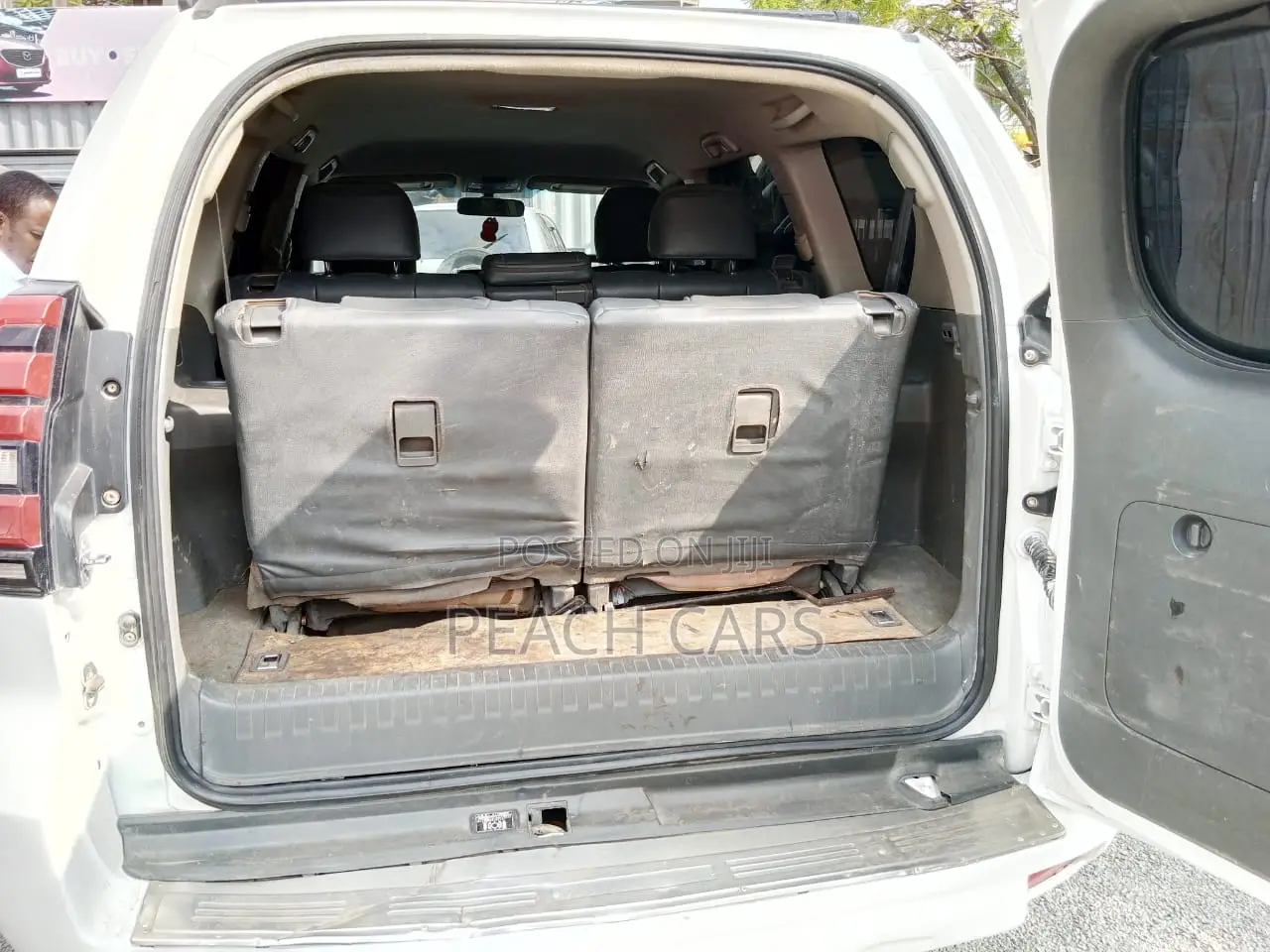 Toyota Land Cruiser Prado 2011 White
