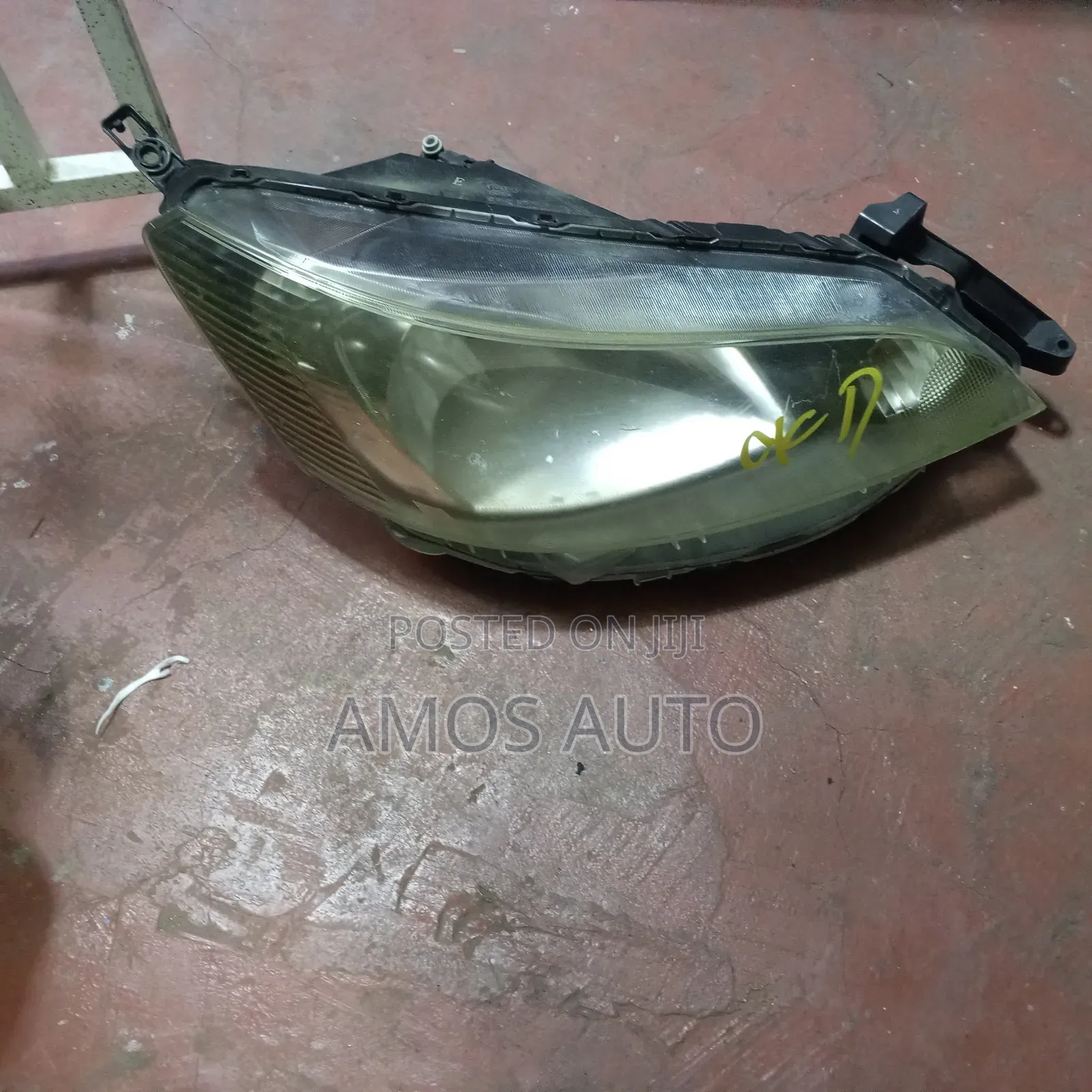 Nissan NV 200 Headlight Non Xenon