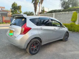 Nissan Note 2013 Silver