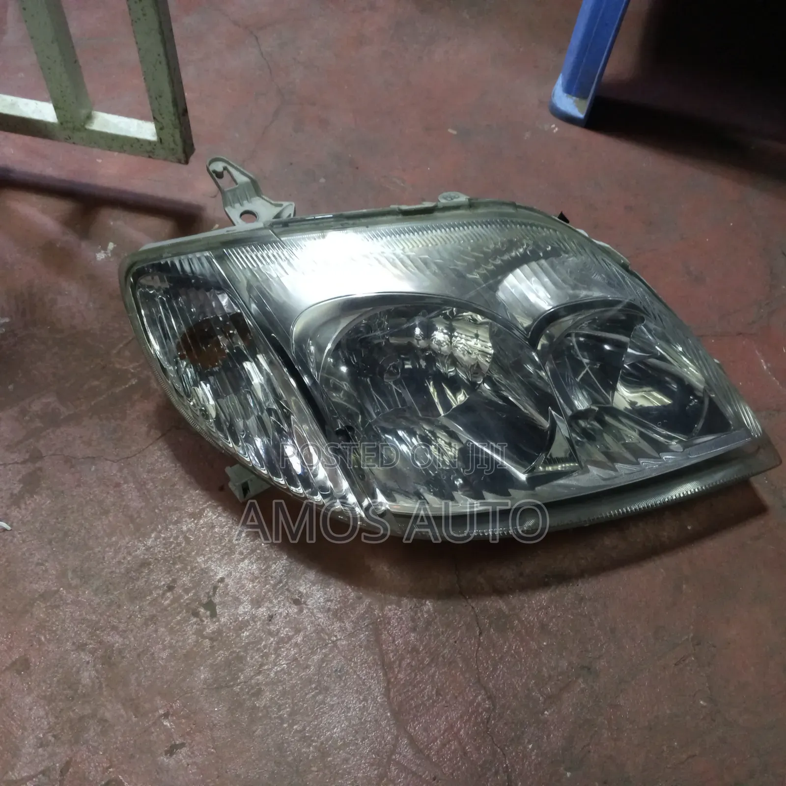 Fielder 2002 Headlight Non Xenon