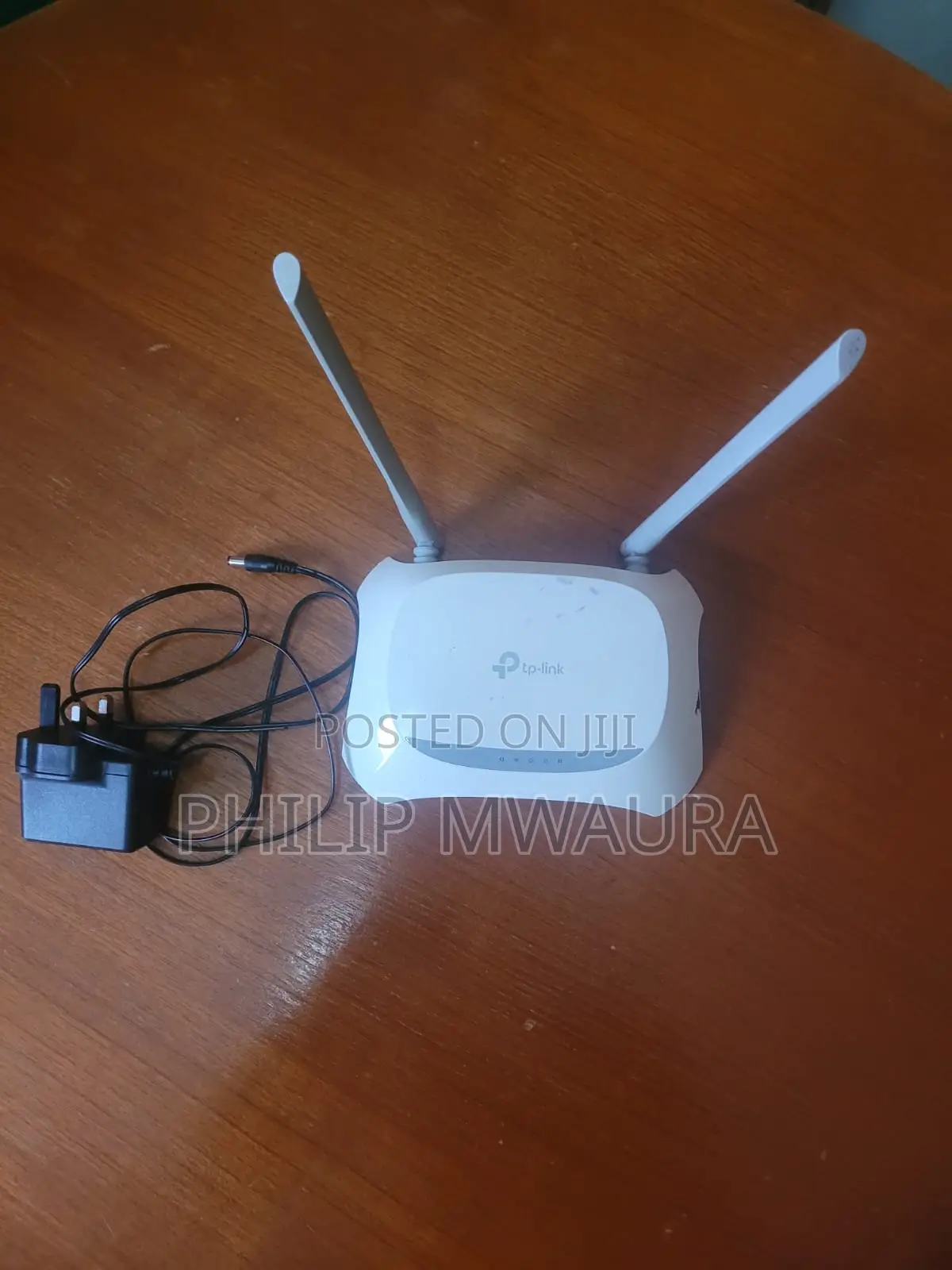 TP-Link TL-WR840N 300Mbps WiFi Router With Original Adapter