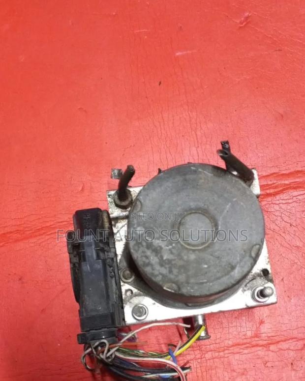 ABS Pump Nissan Altima - main view