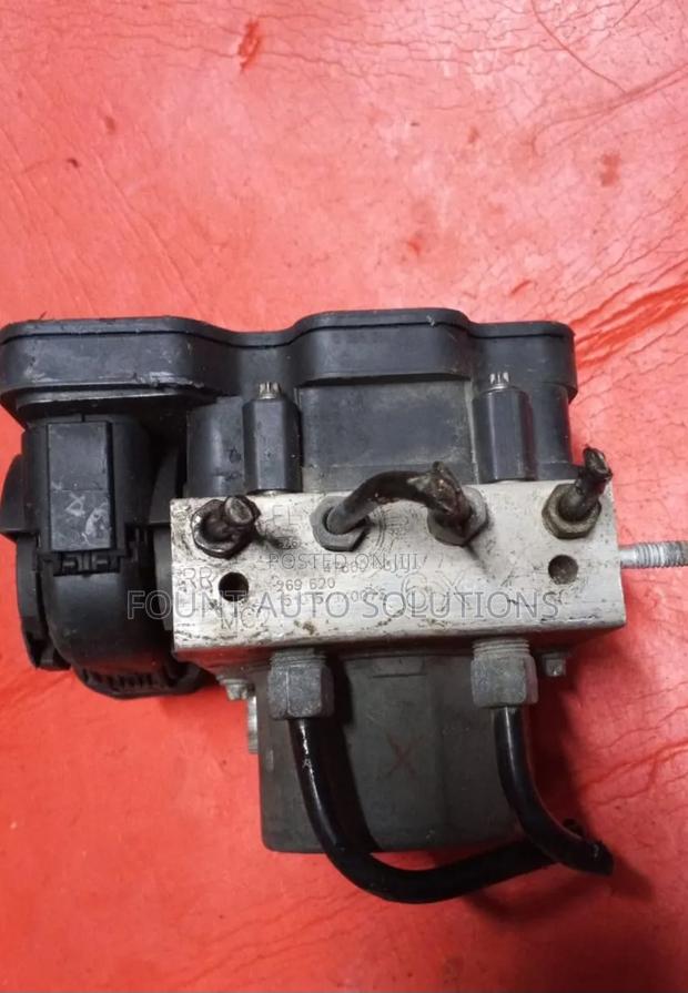 ABS Pump Nissan Altima - thumbnail 2