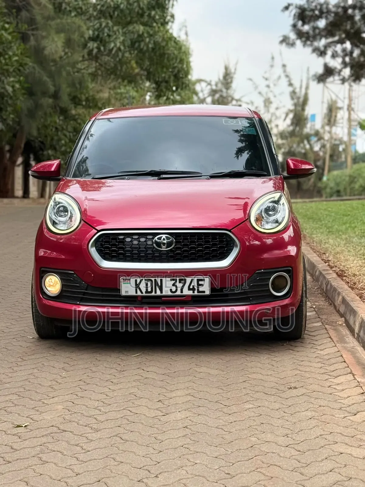 Toyota Passo 2016 Red