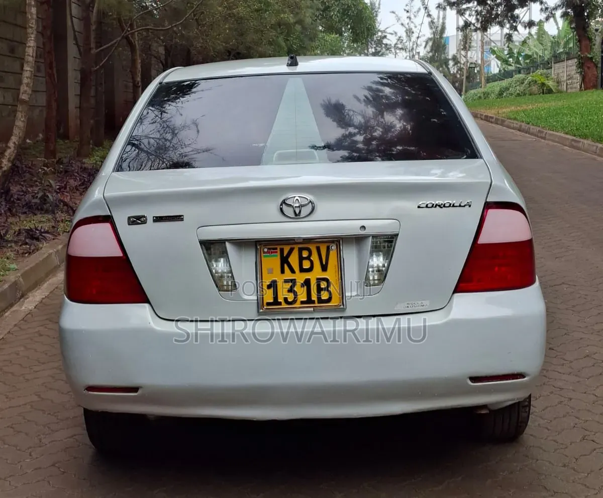 Toyota Corolla 2005 White