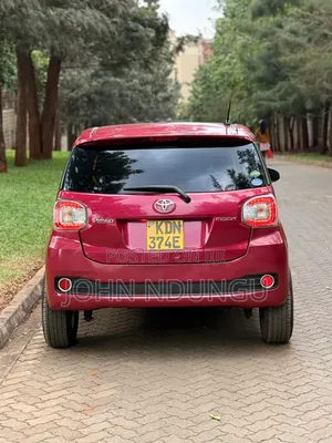 Toyota Passo 2016 Red