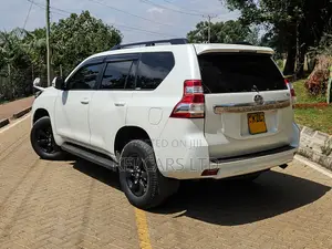 Toyota Land Cruiser Prado 2.8 D-4D 2016 White