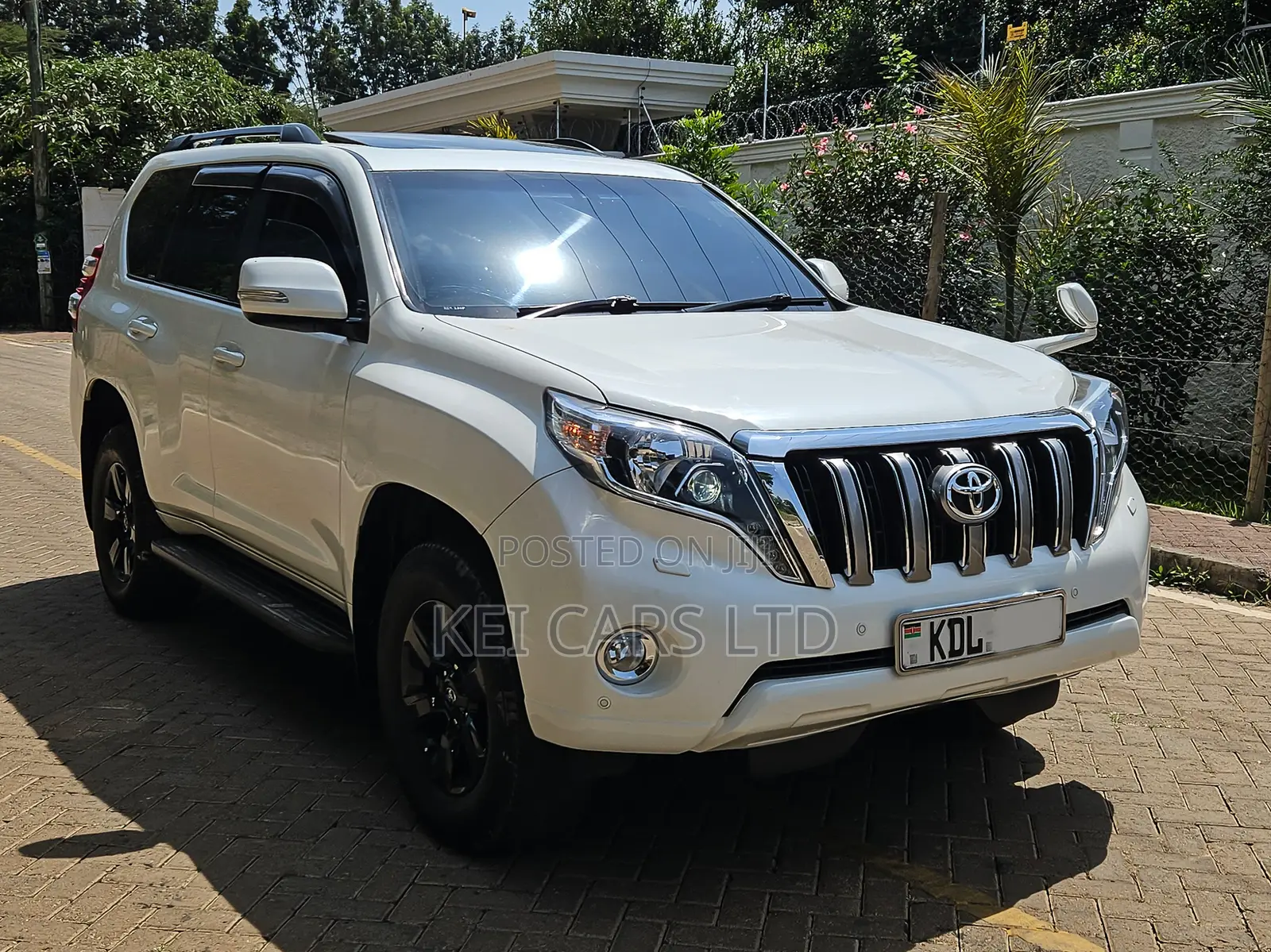 Toyota Land Cruiser Prado 2.8 D-4D 2016 White