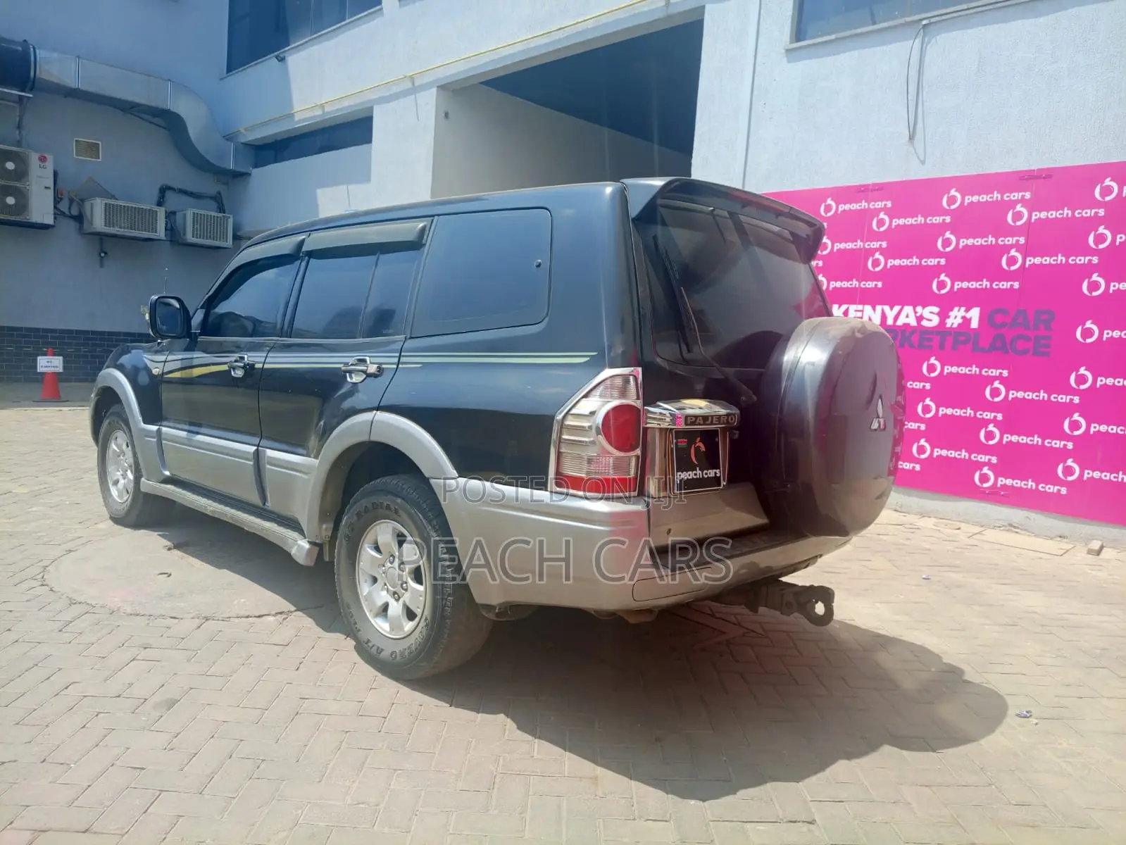 Mitsubishi Pajero 2004 Black