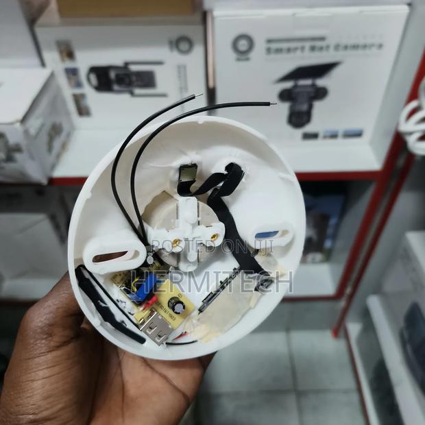 Lookcam App Bulb Holder CCTV Surveillance Camera for Security Purposes - thumbnail 2
