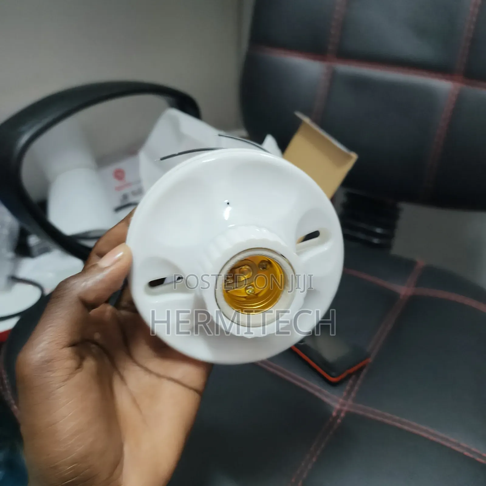 Full HD Bulb Holder Spy CCTV Camera Available in Stock for Security