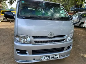 Toyota HiAce 2012 Silver
