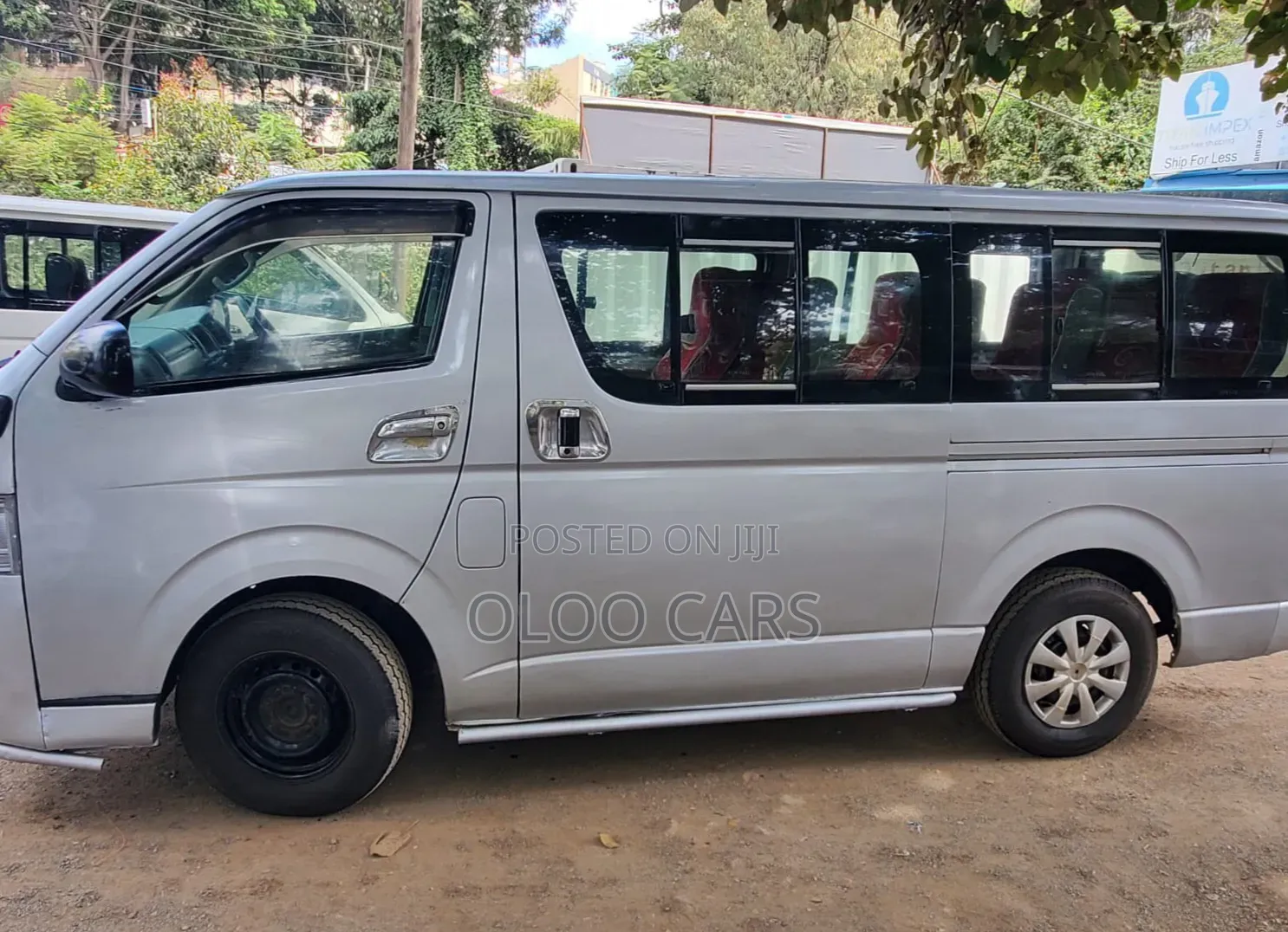 Toyota HiAce 2012 Silver