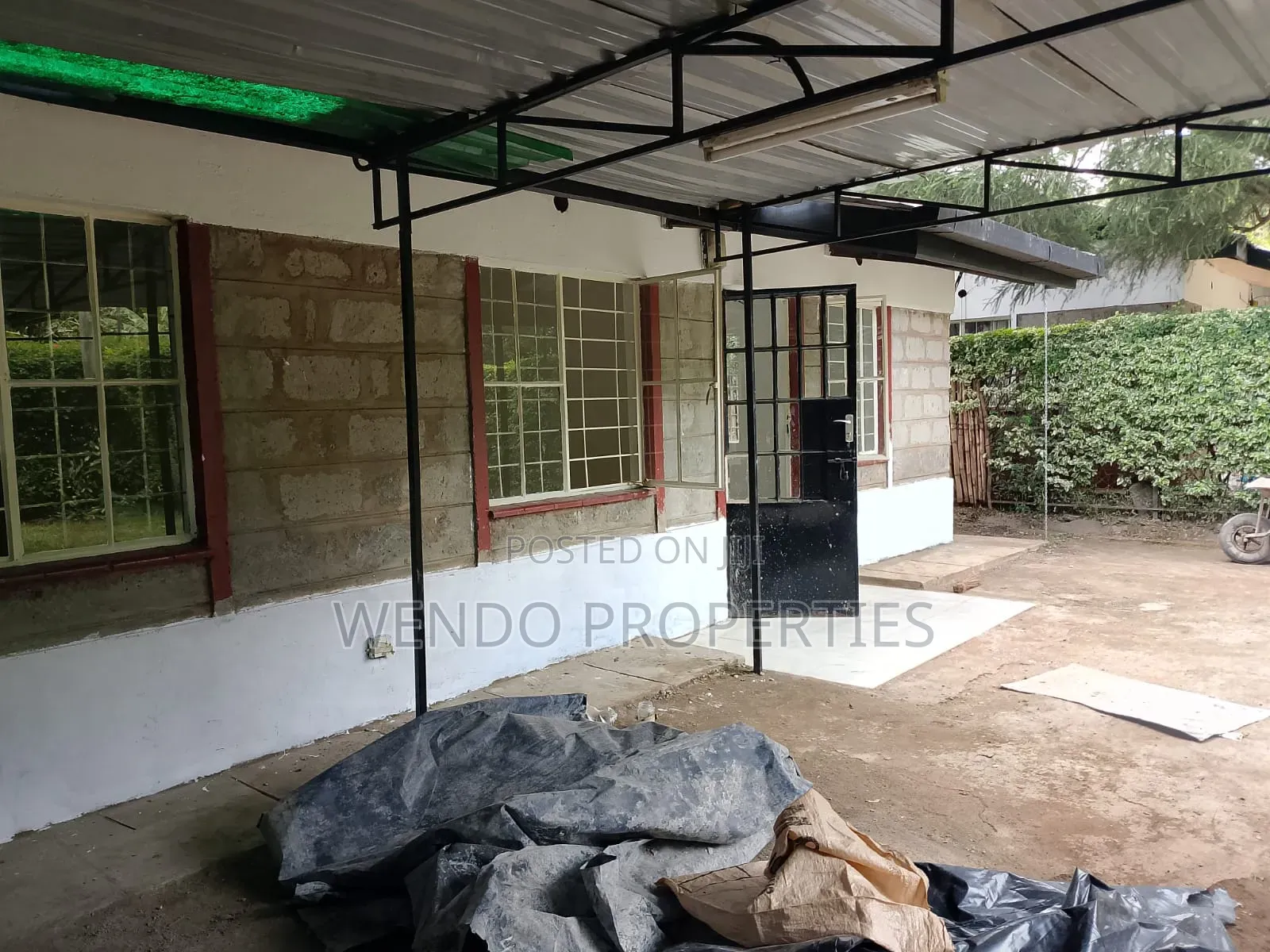 3bdrm Bungalow in Karen C for rent