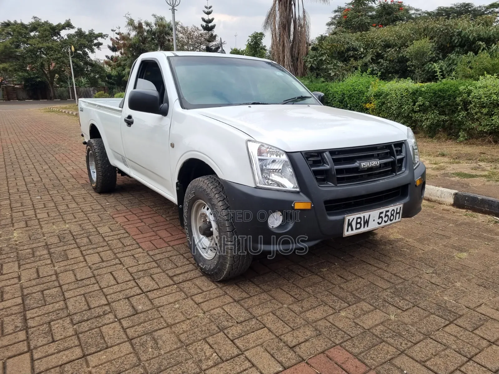 Isuzu D-MAX 2013 Off white