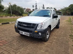 Isuzu D-MAX 2013 Off white