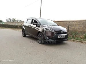 Toyota Sienta 2016 Brown
