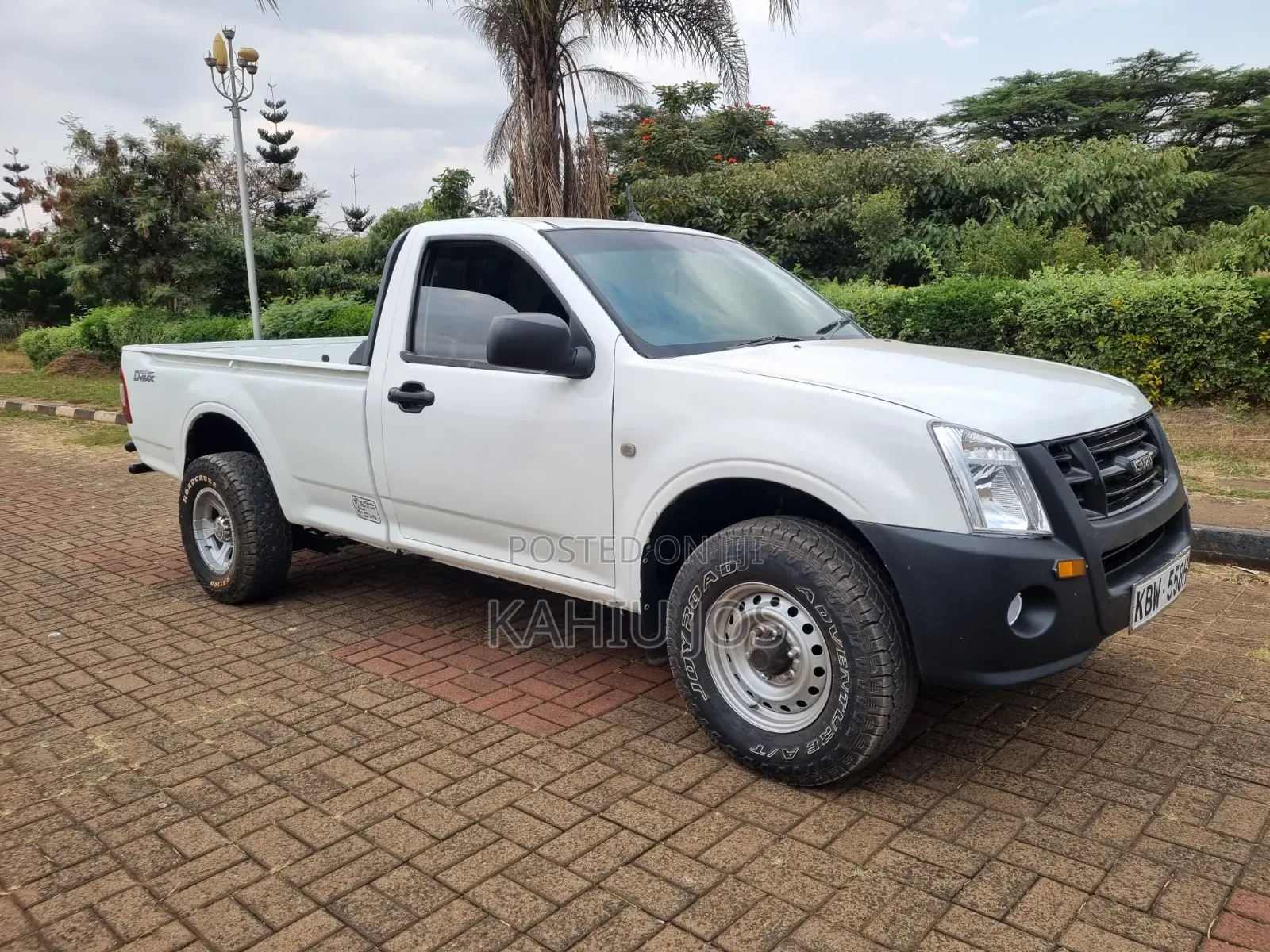 Isuzu D-MAX 2013 Off white