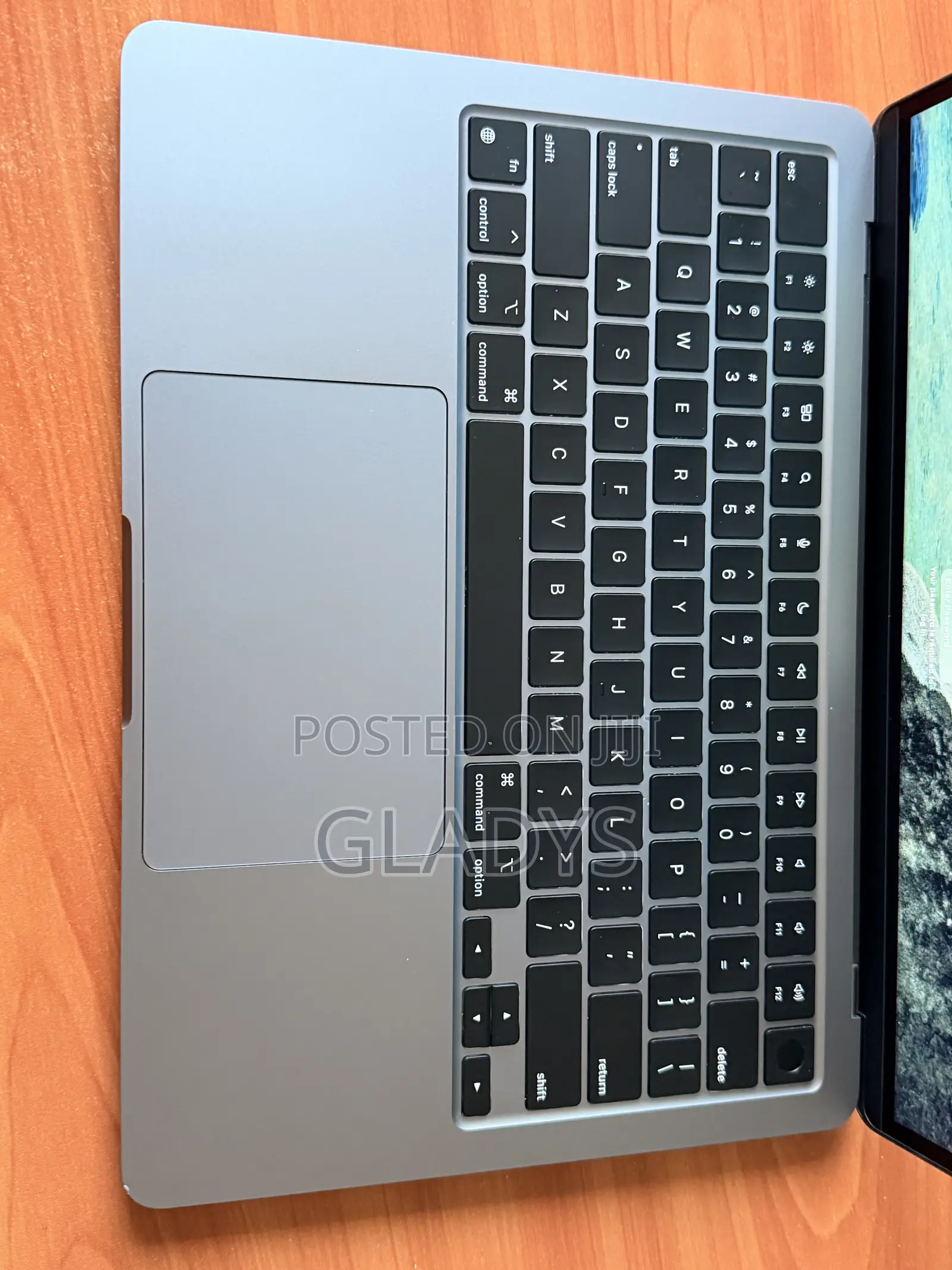 Laptop Apple MacBook Air 2022 M2 16GB Apple M2 SSD 512GB