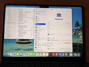 Laptop Apple MacBook Air 2022 M2 16GB Apple M2 SSD 512GB