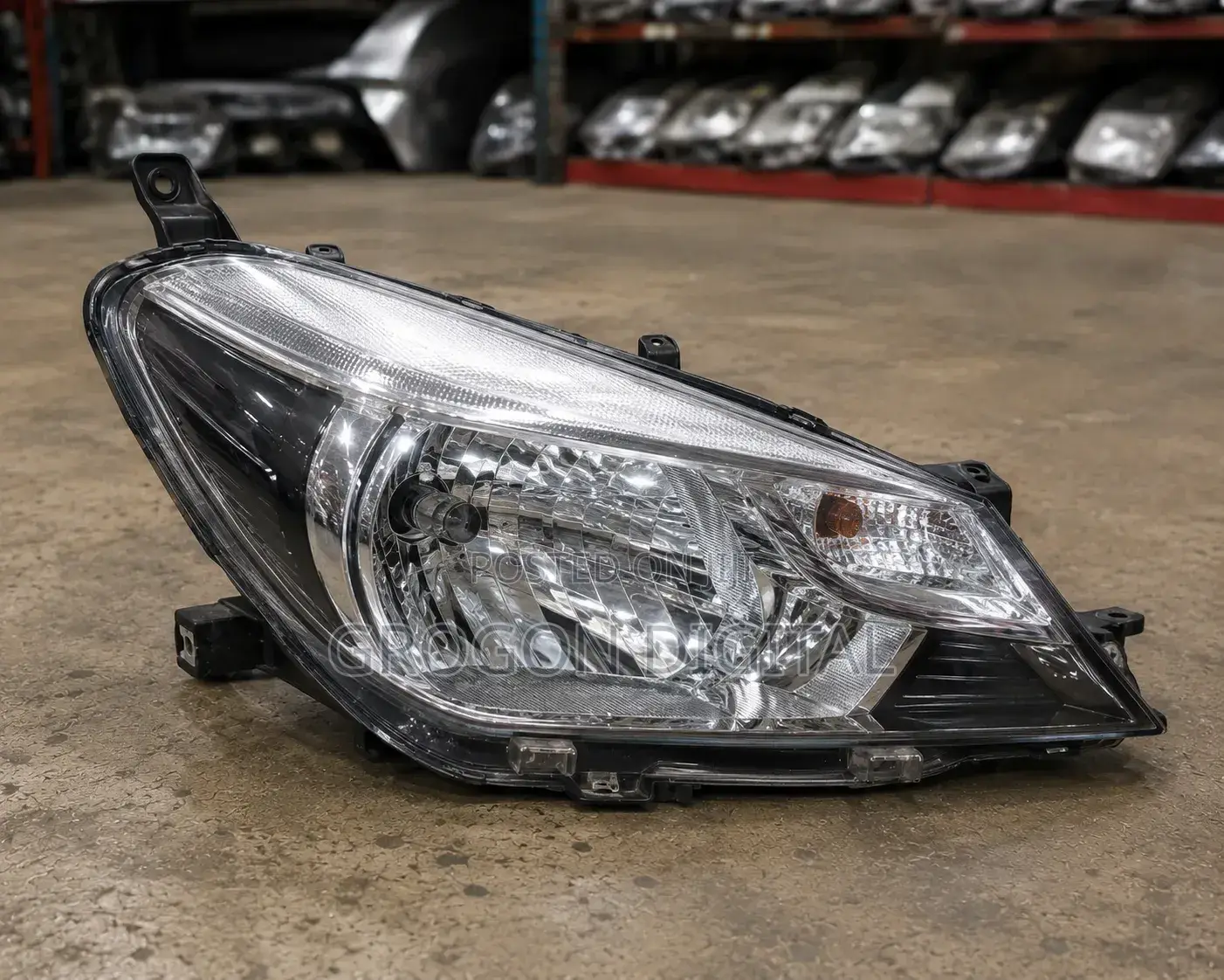 Toyota Vitz 2018 Genuine Ex-Japan Right Headlight –