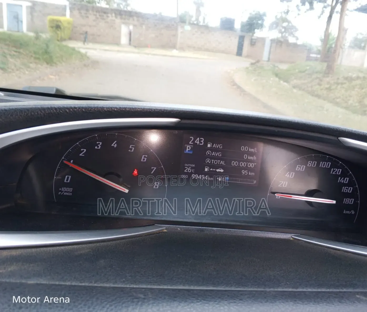 Toyota Sienta 2016 Brown