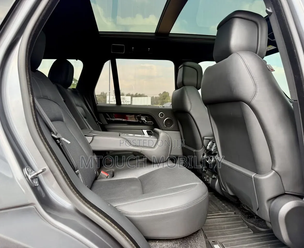 Land Rover Range Rover Vogue 2020 Gray