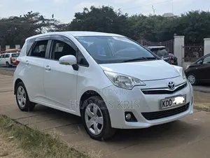 Toyota Ractis 2014 Off white