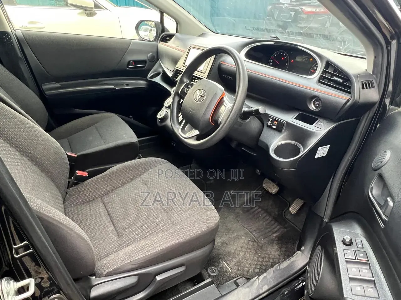 Toyota Sienta 2020 Black