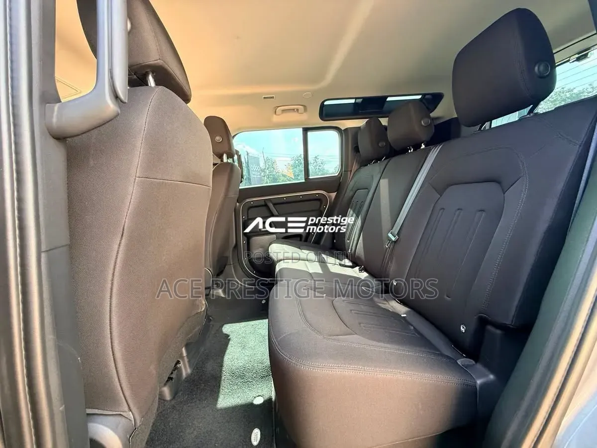 Land Rover Defender 2020 Gray