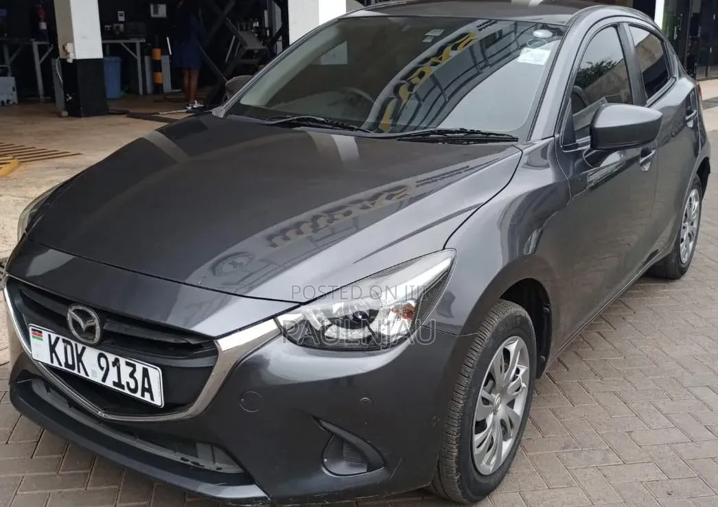 Mazda Demio 2015