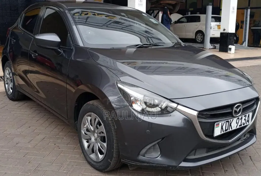Mazda Demio 2015