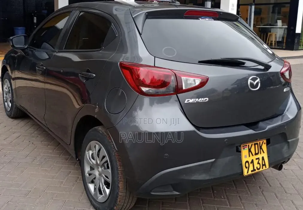 Mazda Demio 2015