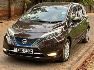 Nissan Note 2017 Brown