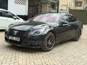 Toyota Crown 2013 Black