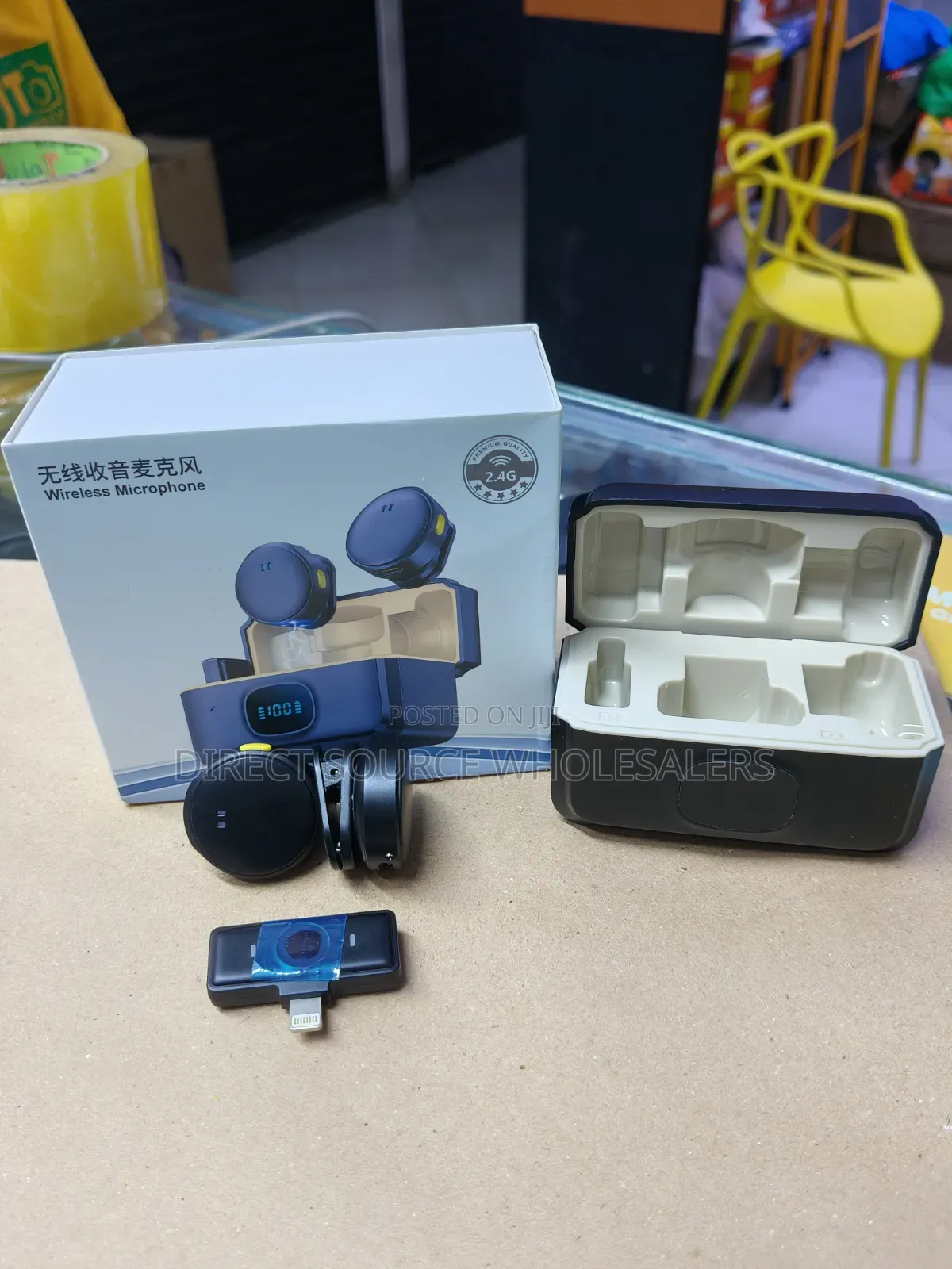 The Wireless Microphone iPhone Lavalier