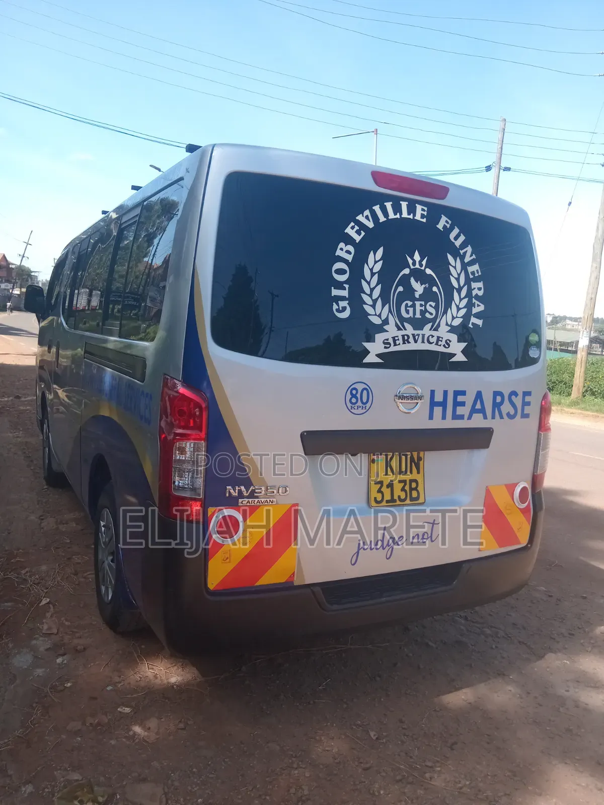 Nissan Caravan (Urvan) 2017 Silver
