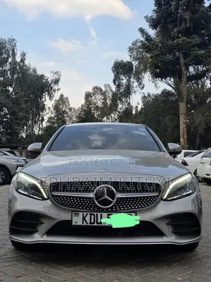Mercedes-Benz C200 2018 Silver