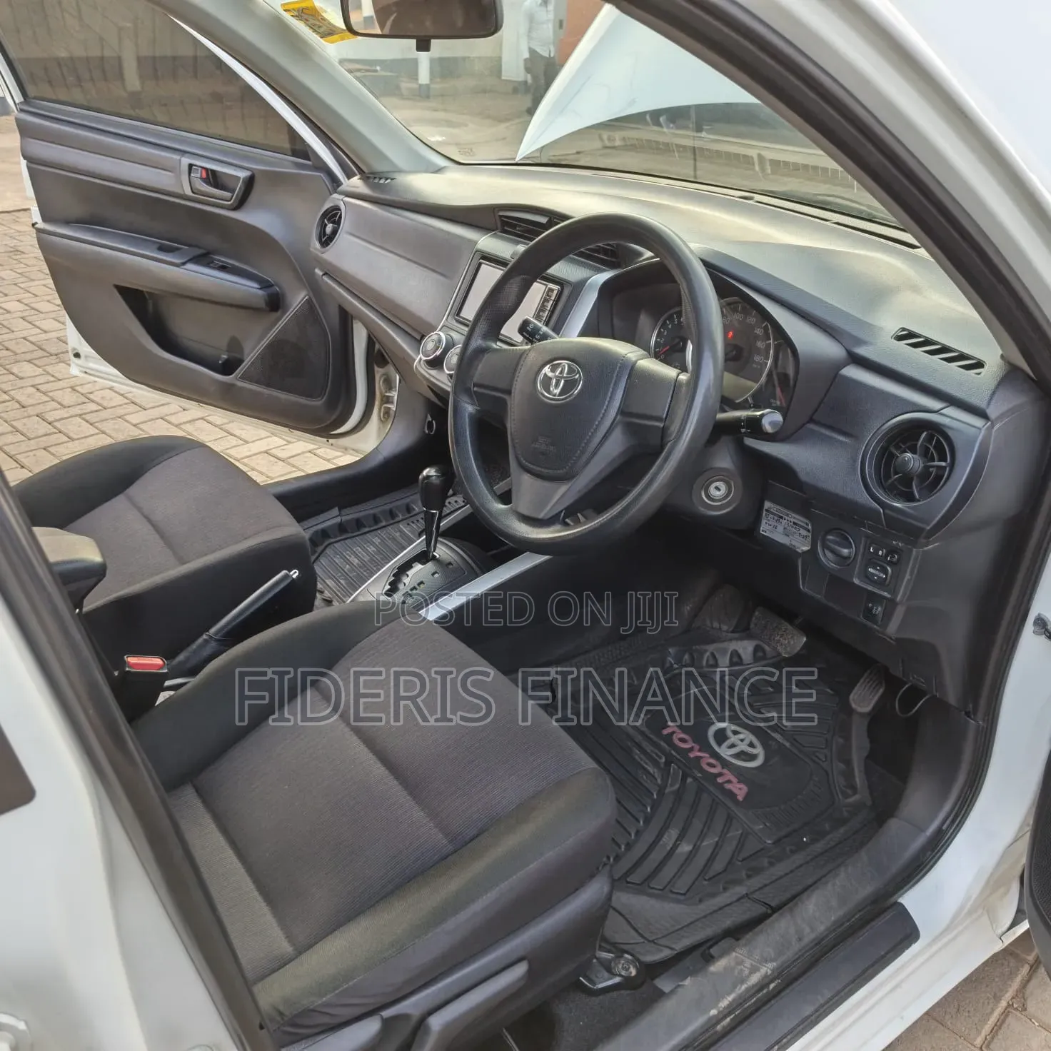 Toyota Corolla Fielder 2017 White