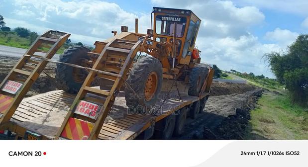 Excavators - thumbnail 5