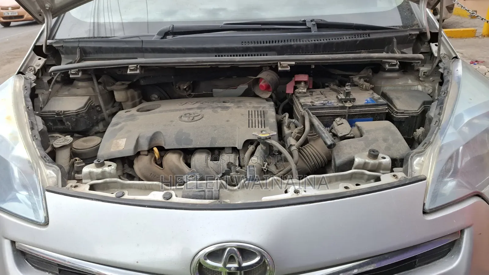 Toyota Ractis 2014 Silver