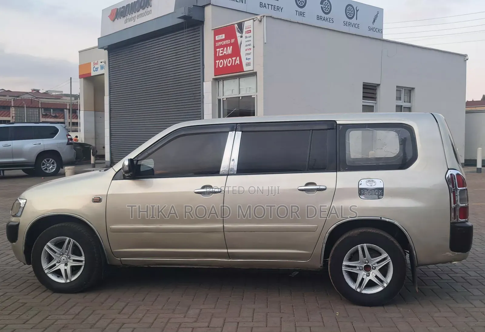 Toyota Probox 2005 Gold