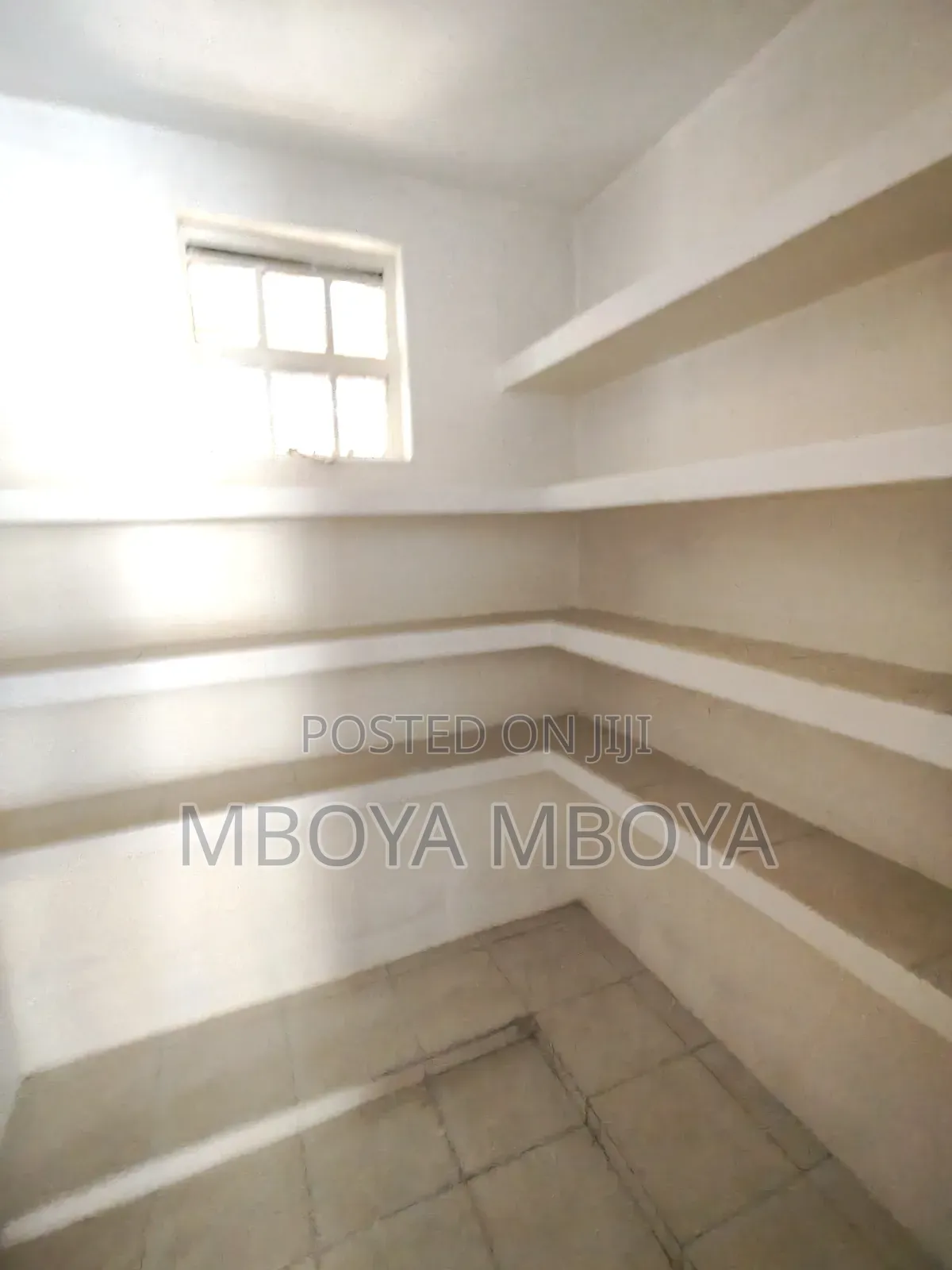 4bdrm Apartment in Raphta Road Area for rent