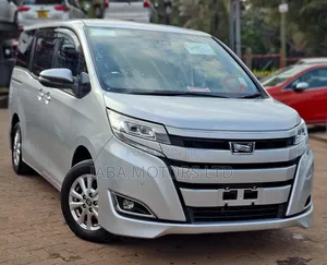 Toyota Noah 2019 Silver