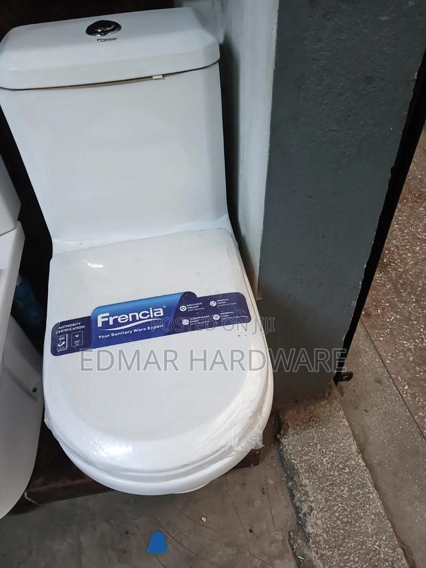 Onebody Toilet