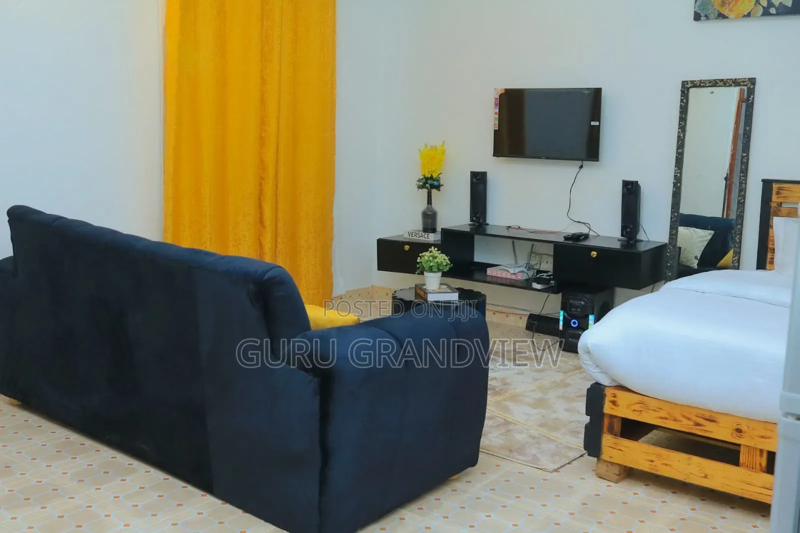 Donholm Studio Airbnb