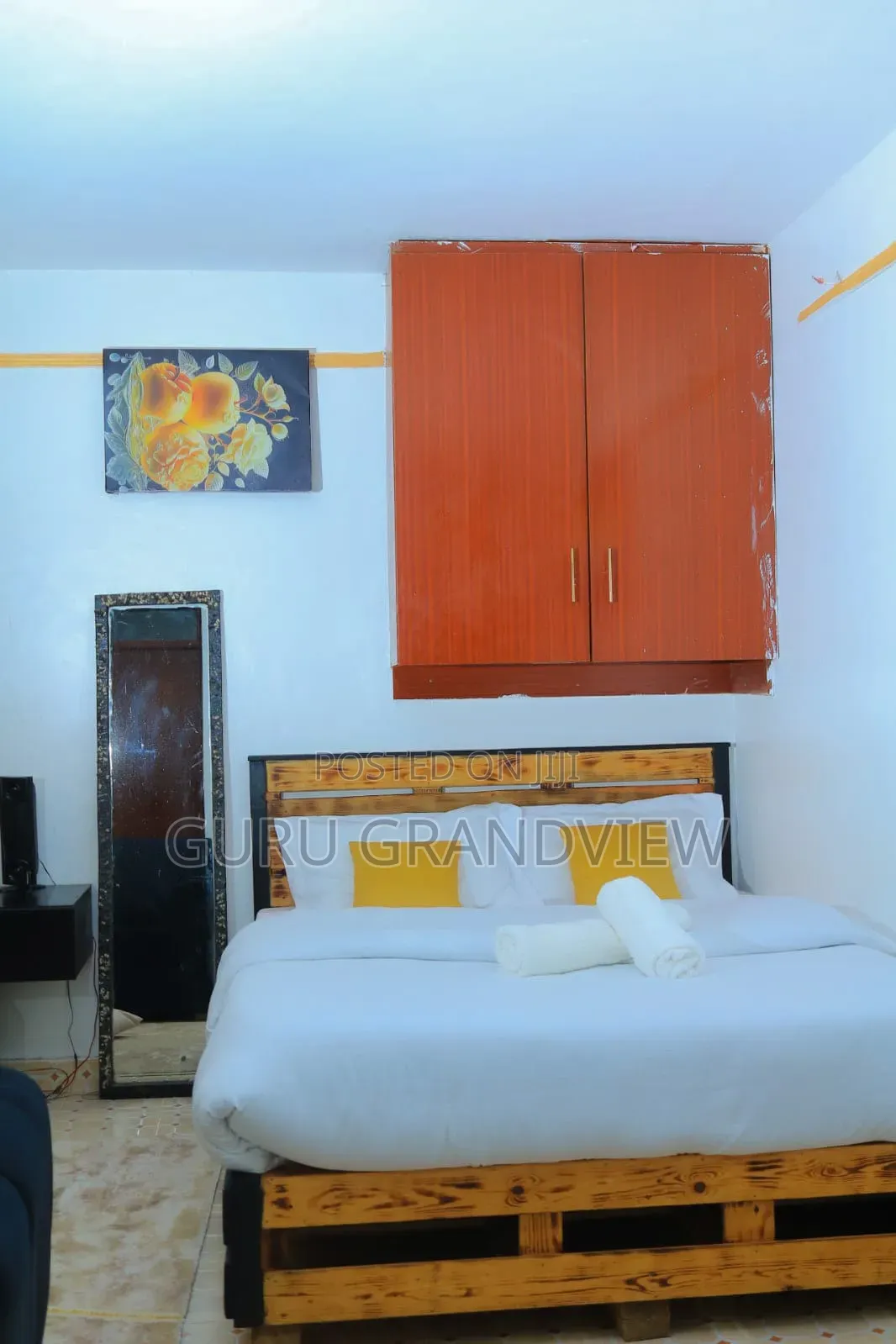 Donholm Studio Airbnb