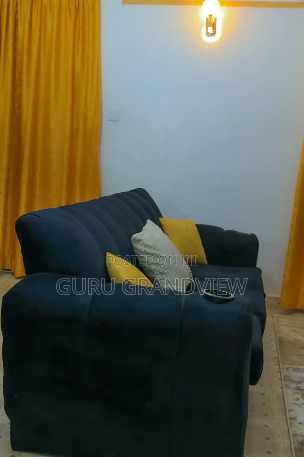 Donholm Studio Airbnb